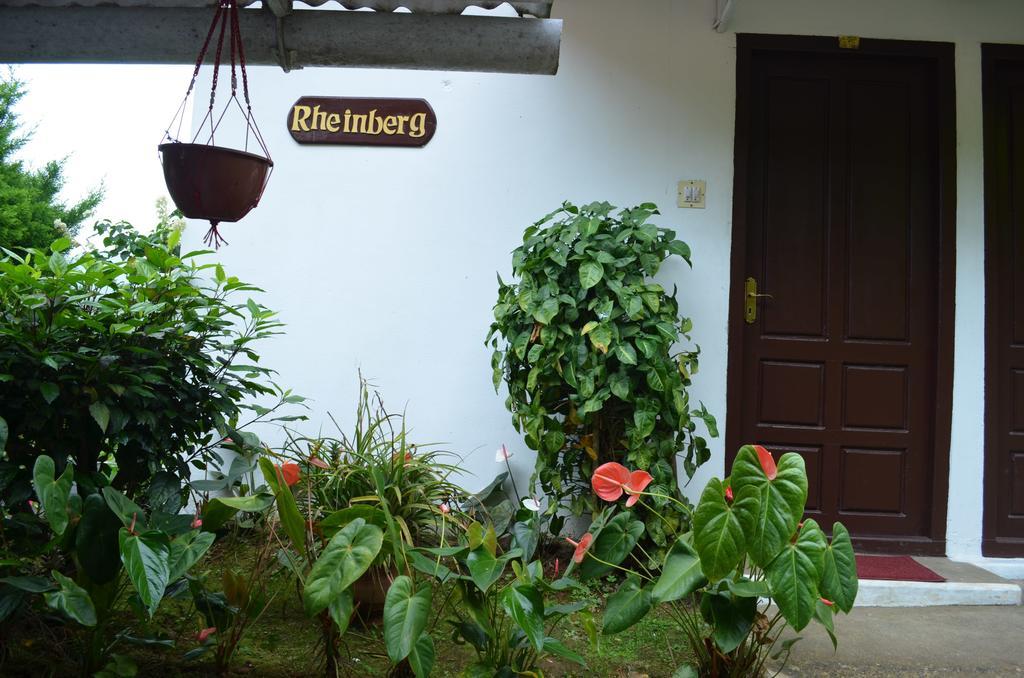 Отель Rheinberg Town Haus Муннар Номер фото
